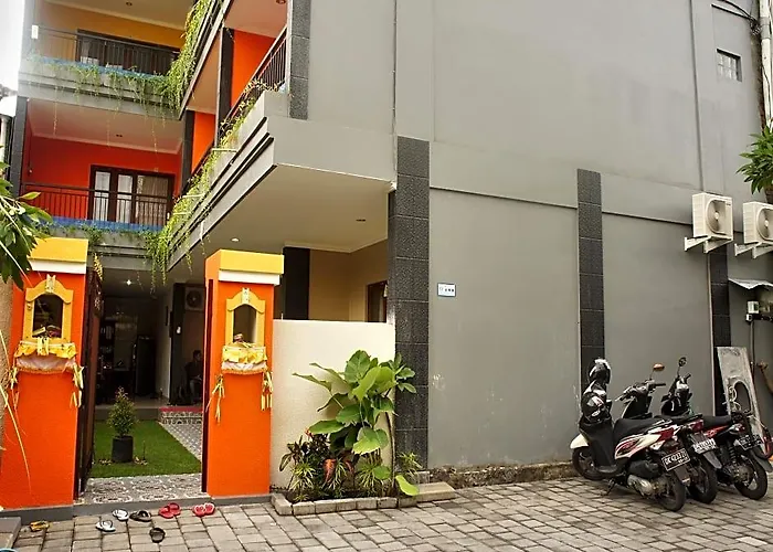 Guest house Rena Segara House 2*